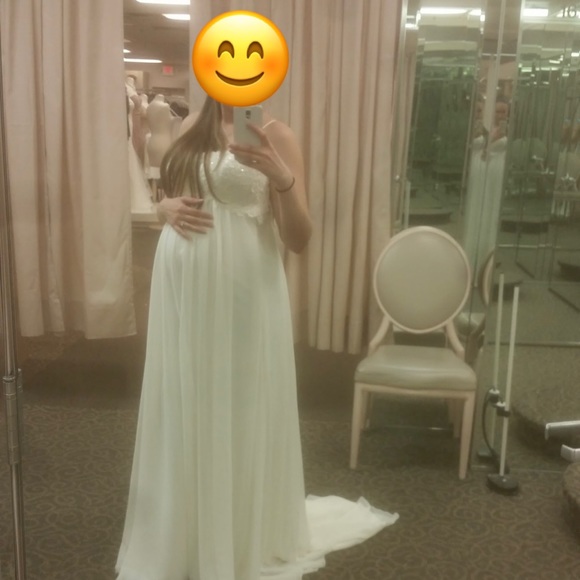 Wedding Dress - Picture 1 of 7